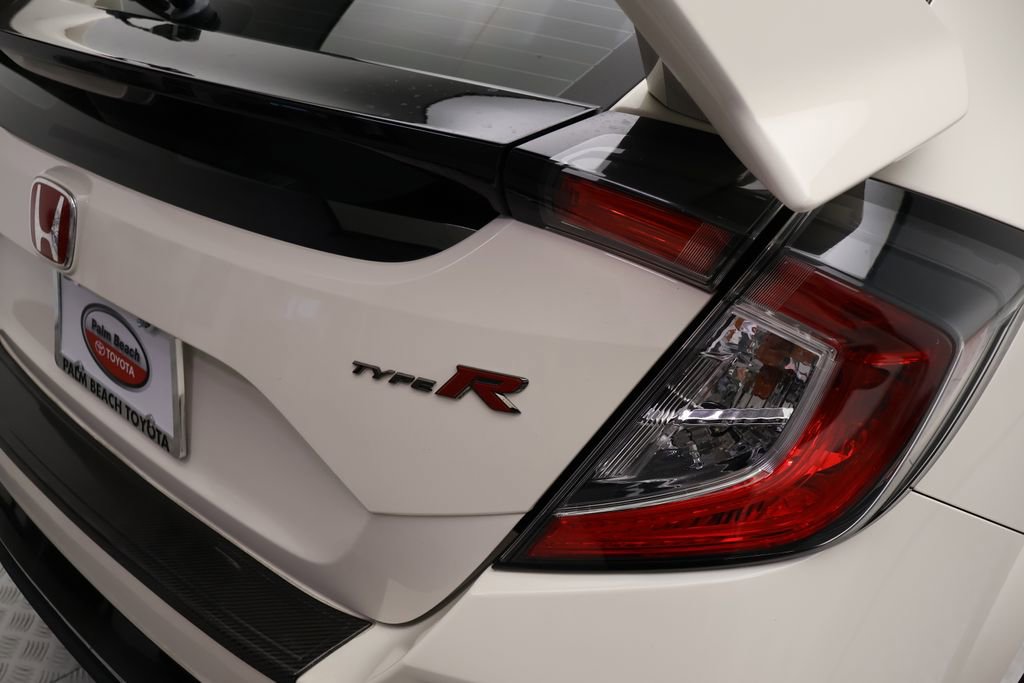 Used 2018 Honda Civic Type R image 9