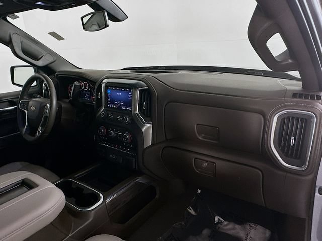 Used 2022 Chevrolet Silverado 1500 LTZ AWD/4WD image 27
