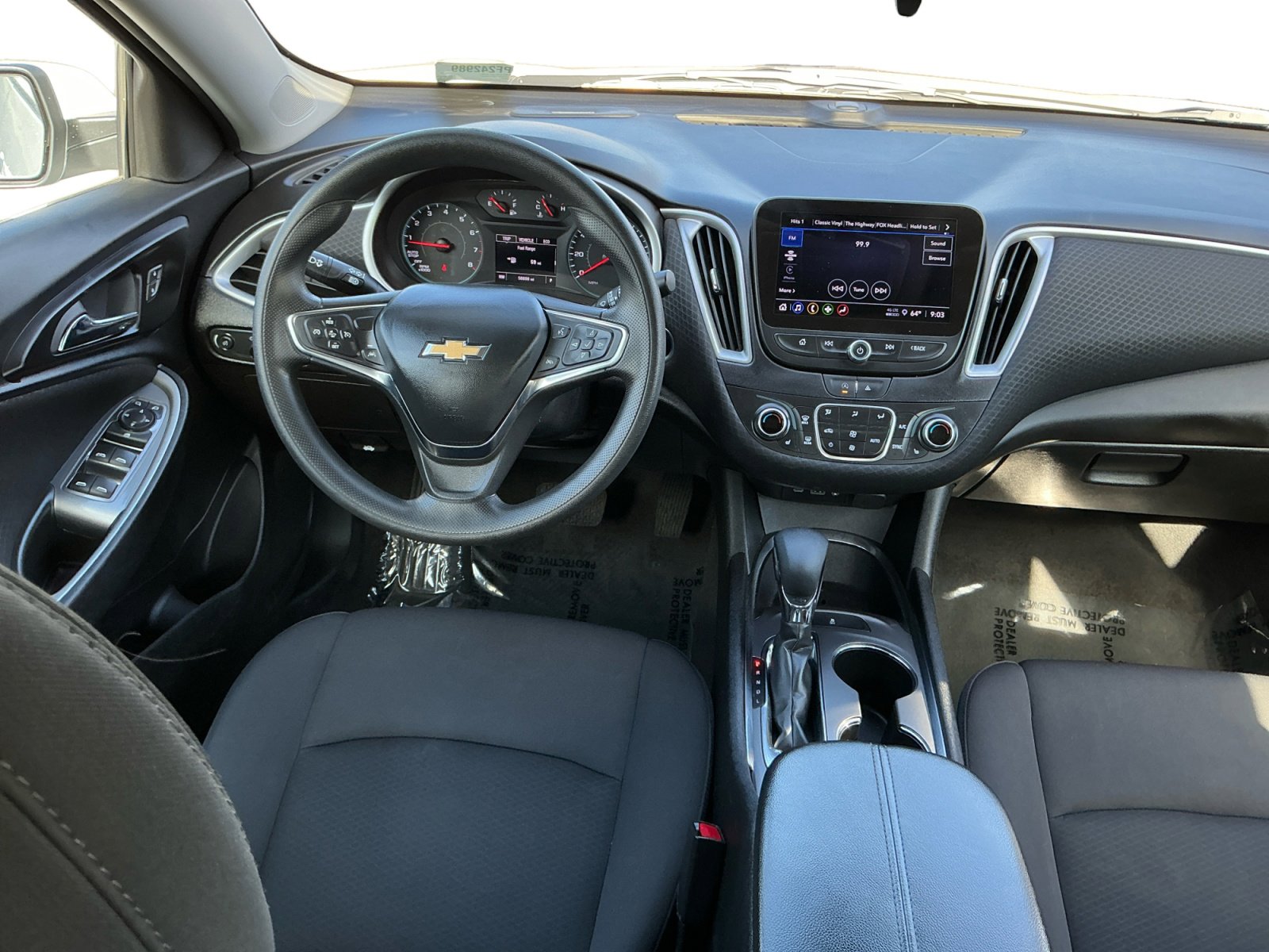 Used 2023 Chevrolet Malibu LT FWD image 15