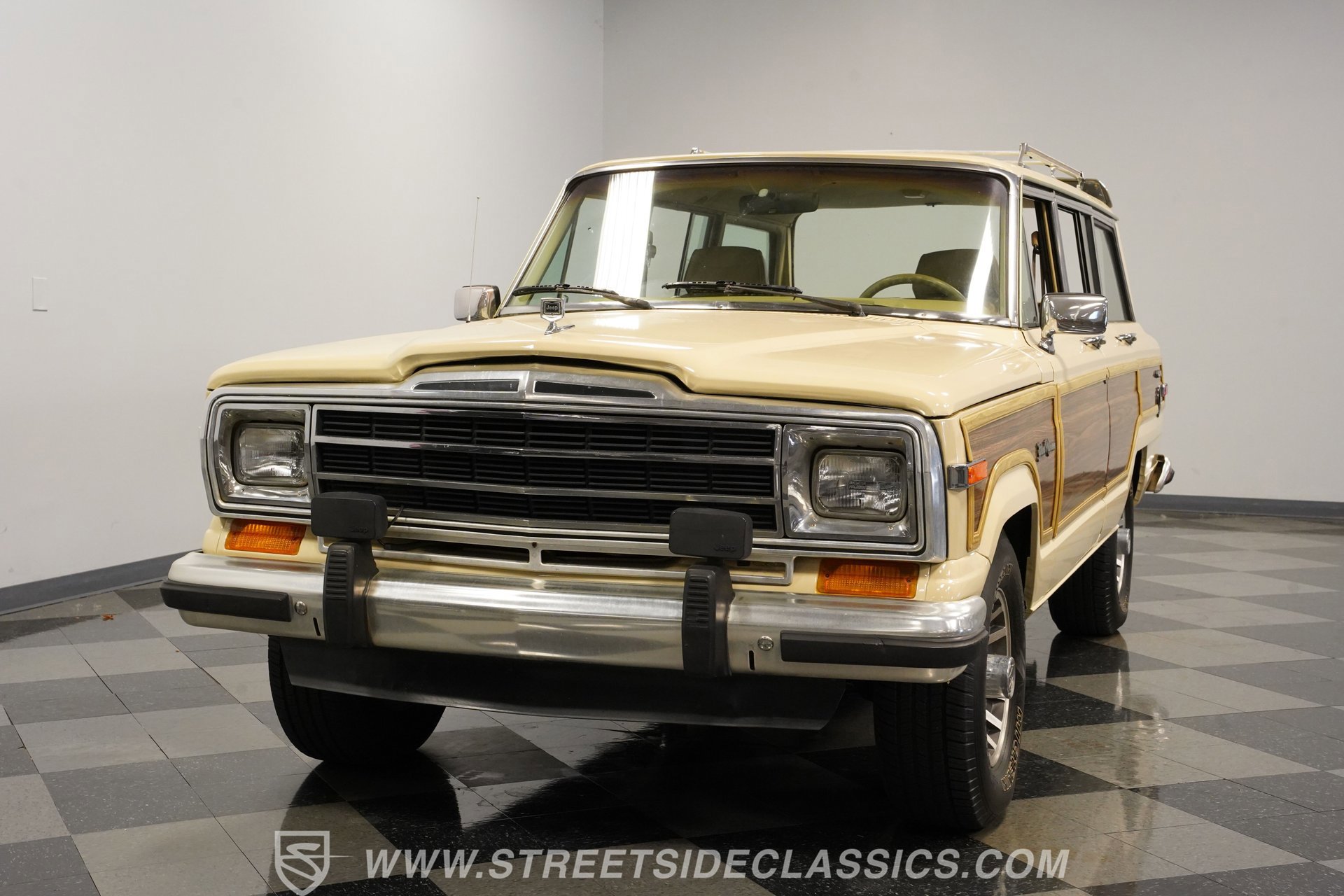 Used 1989 Jeep Grand Wagoneer AWD/4WD image 18