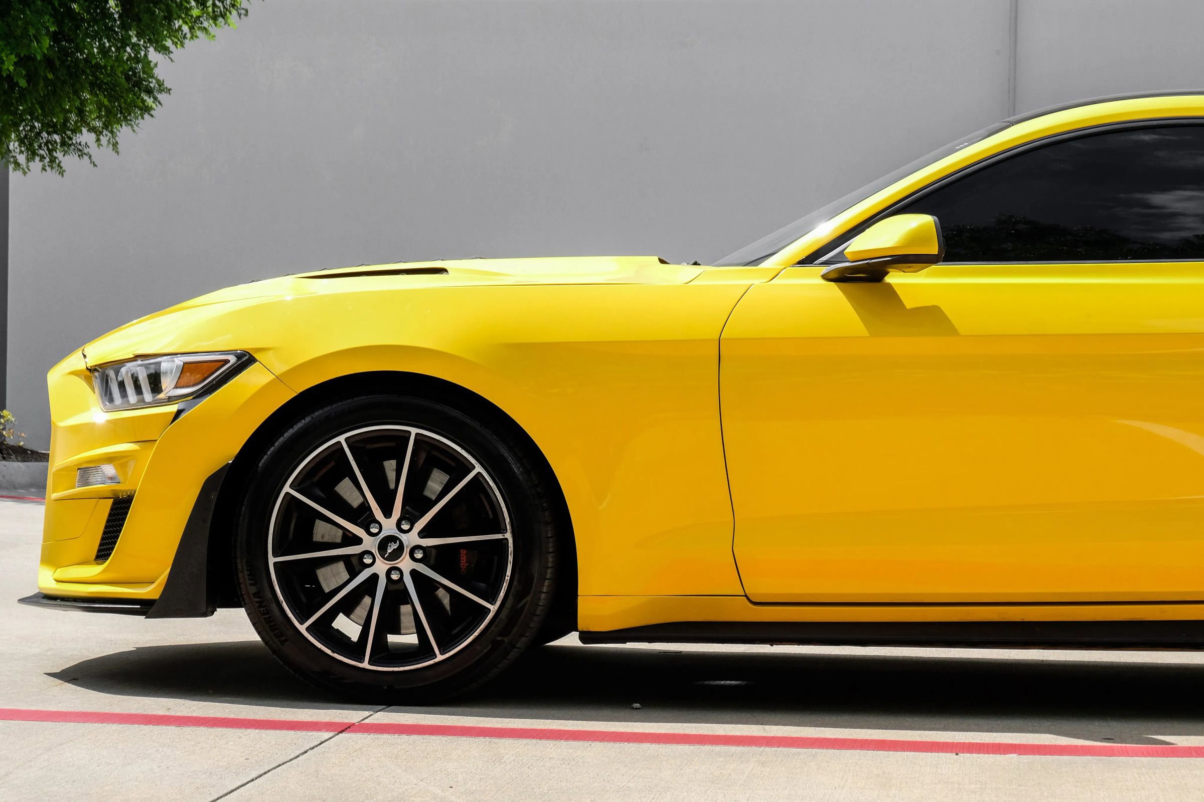 Used 2017 Ford Mustang GT w/ GT Performance Package image 21