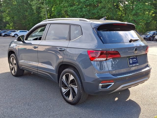 Certified 2024 Volkswagen Taos SE w/ Panoramic Sunroof Package AWD/4WD image 7