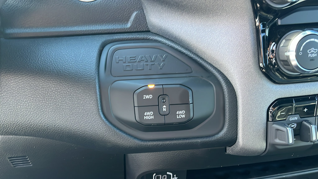 New 2027 RAM 3500 Tradesman w/ Chrome Appearance Group A AWD/4WD image 15