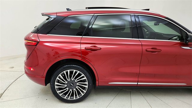 Used 2022 Lincoln Corsair AWD w/ Premium Package image 12