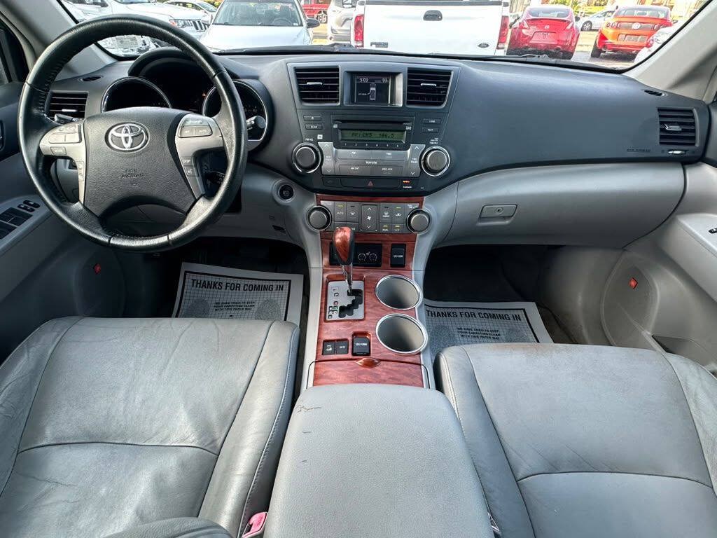 Used 2008 Toyota Highlander Limited AWD/4WD image 15