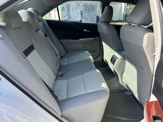 Used 2013 Toyota Camry XLE w/ Leather Pkg FWD image 10