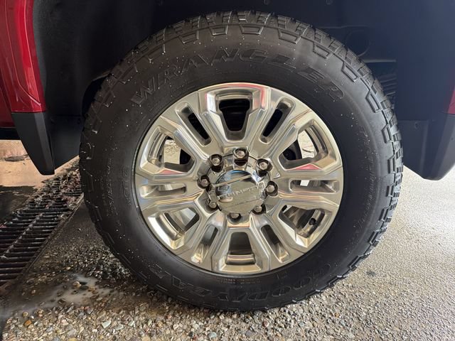 Certified 2023 GMC Sierra 2500 Denali w/ Denali Ultimate Package AWD/4WD image 10