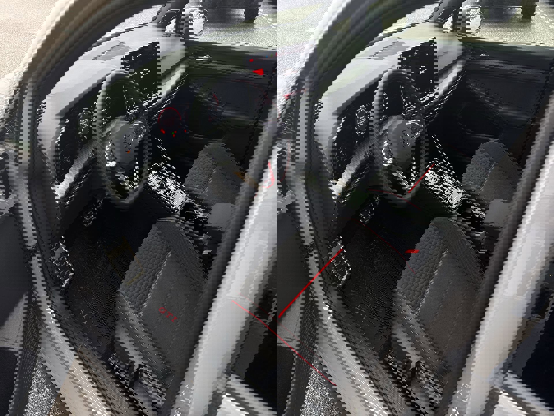 New 2026 Volkswagen GTI SE image 10