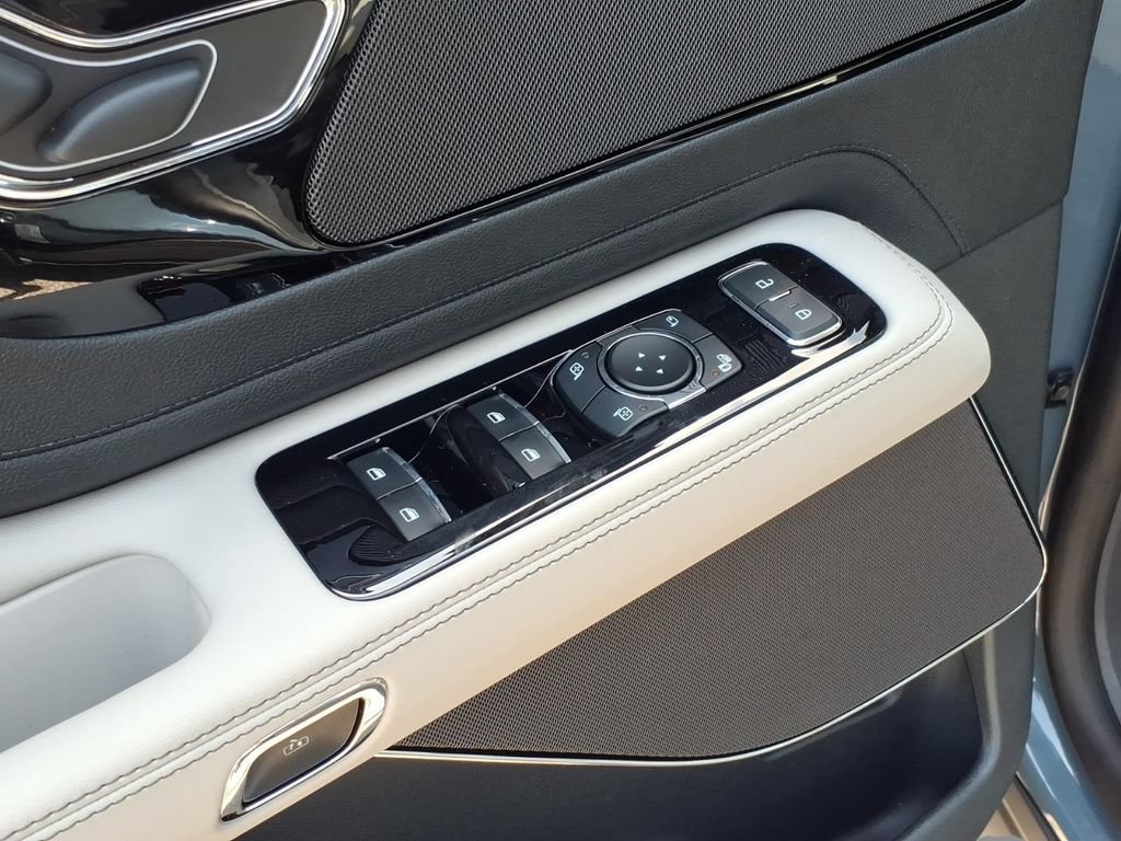 New 2026 Lincoln Aviator Reserve RWD image 18