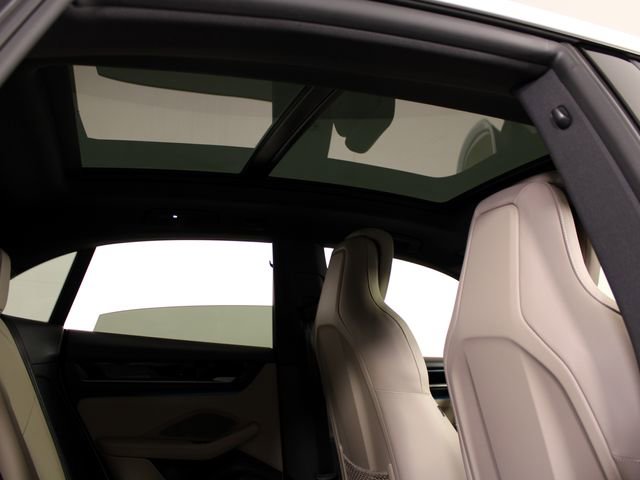 New 2026 Porsche Macan 4 Electric AWD/4WD image 28