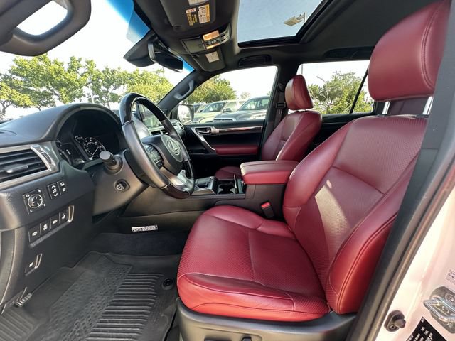 Used 2023 Lexus GX 460 Luxury w/ Accessory Package AWD/4WD image 26