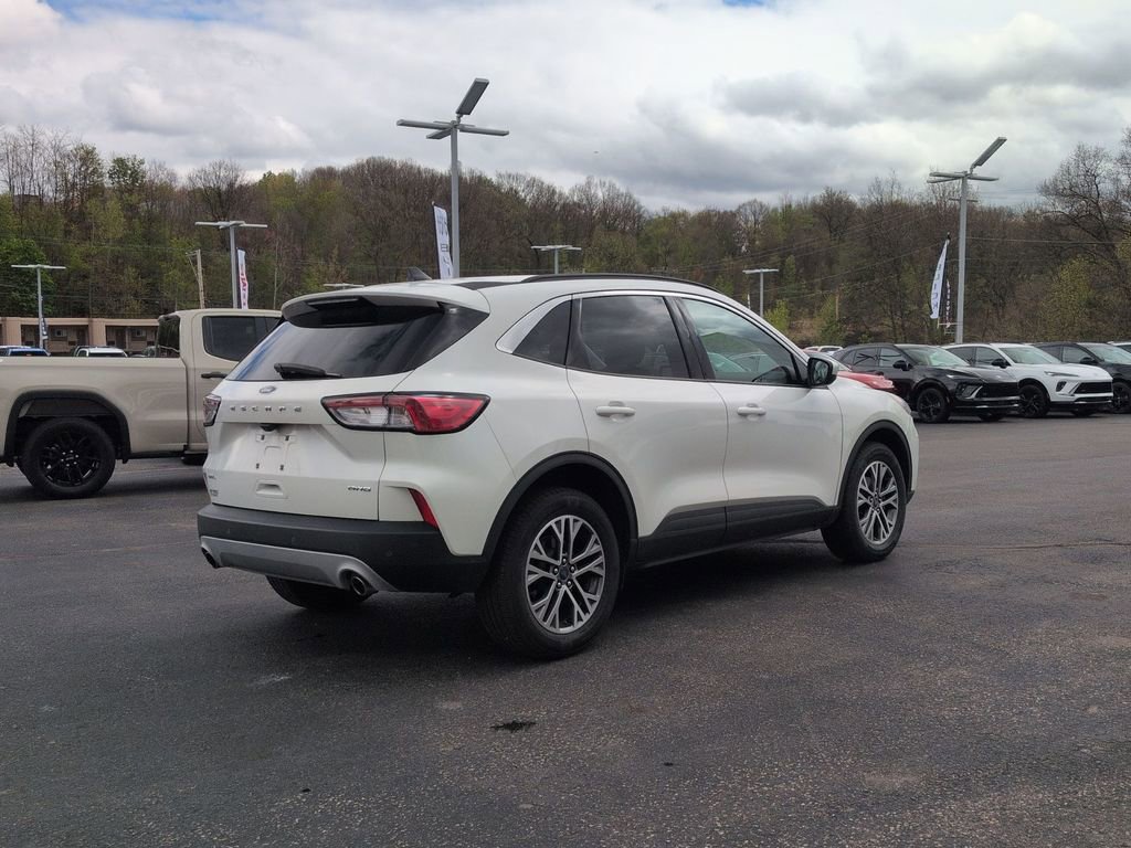 Used 2022 Ford Escape SEL w/ Technology Package AWD/4WD image 5