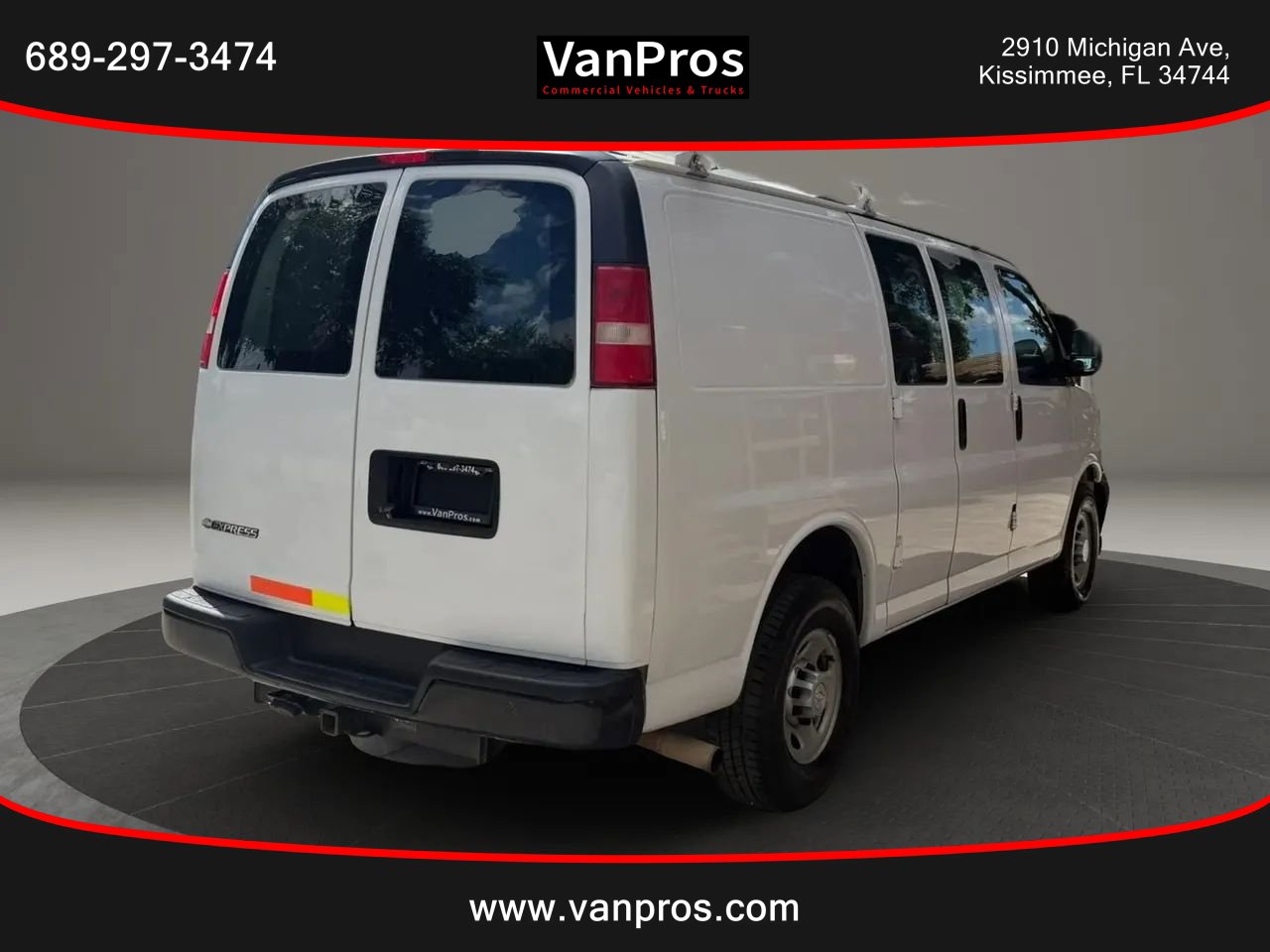 Used 2017 Chevrolet Express 2500 RWD image 5