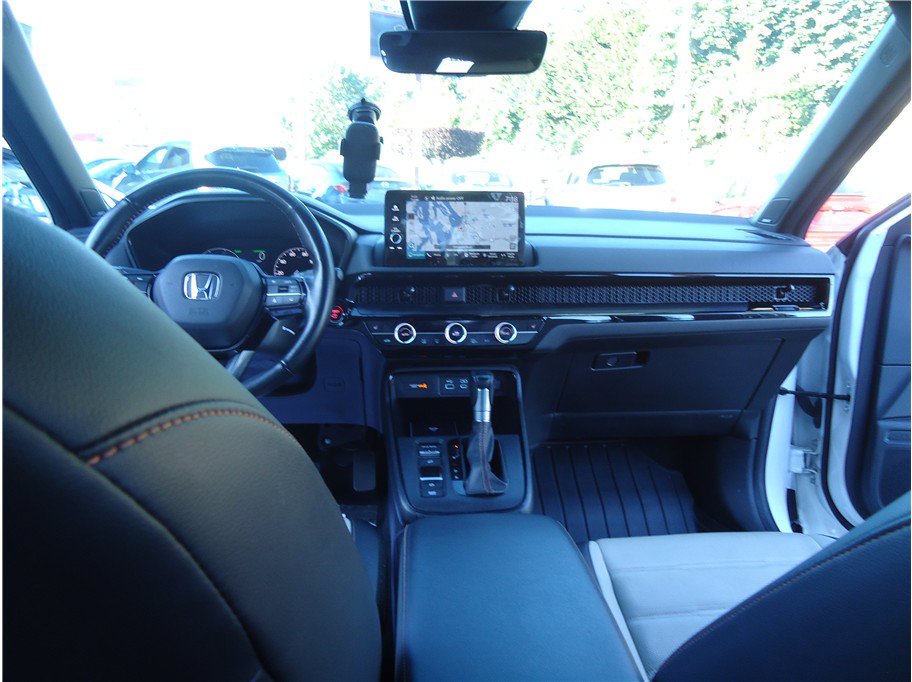 Used 2025 Honda CR-V Sport Touring image 24