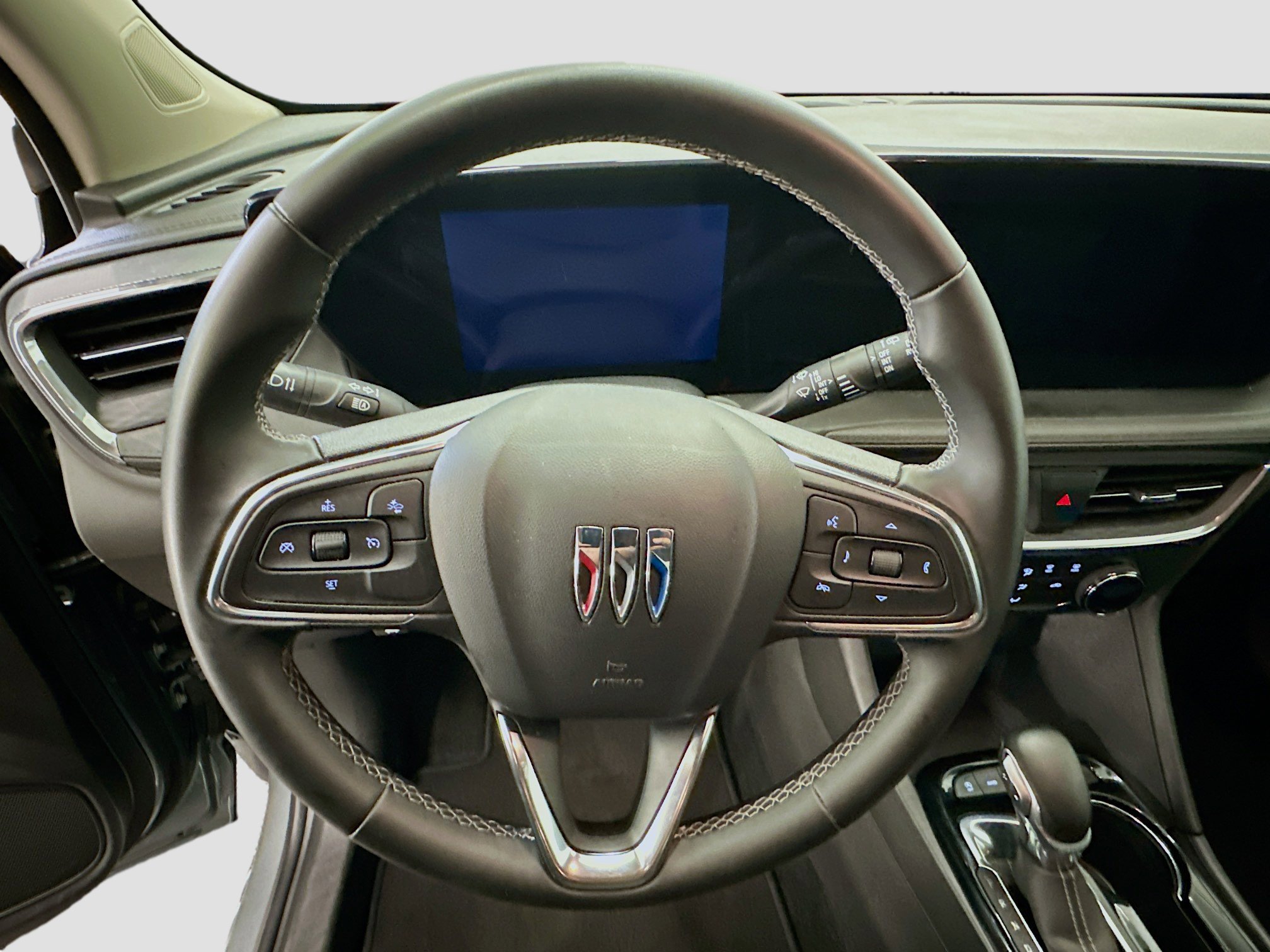 Used 2025 Buick Encore GX Preferred image 18