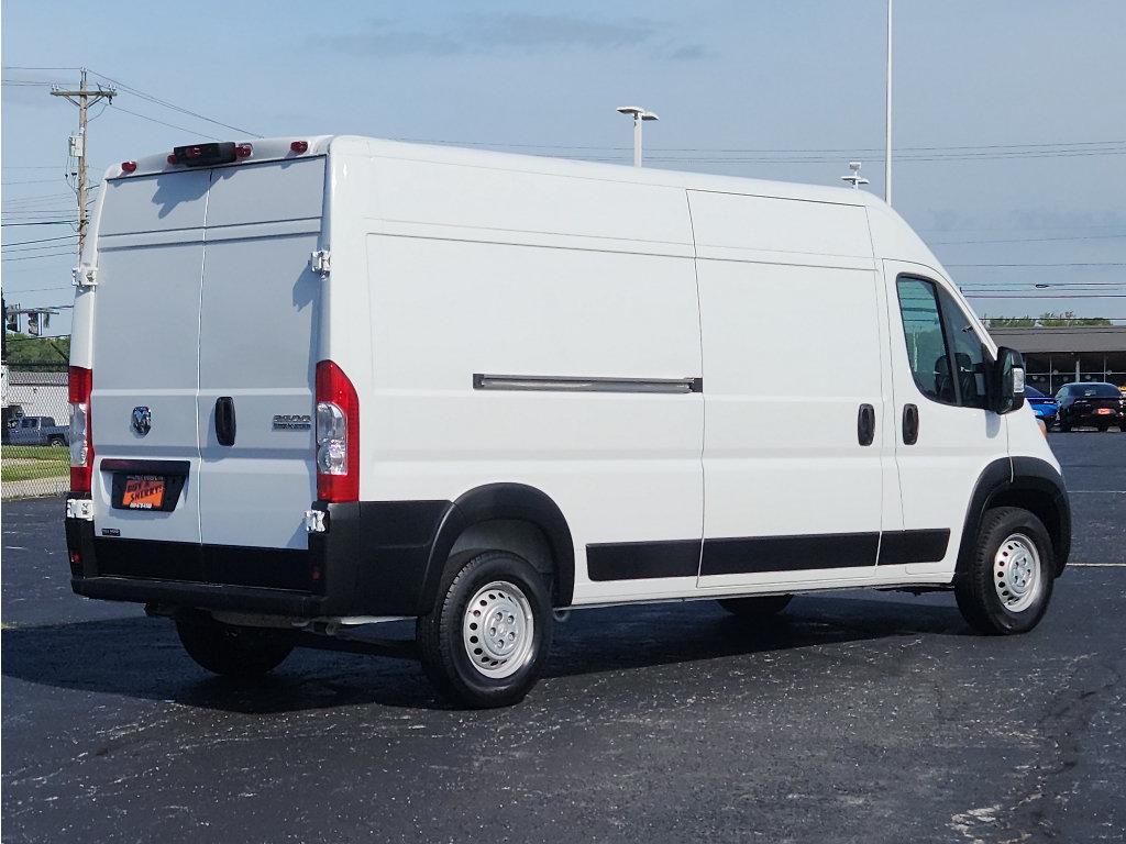 Used 2025 RAM ProMaster 2500 w/ Convenience Group FWD image 9