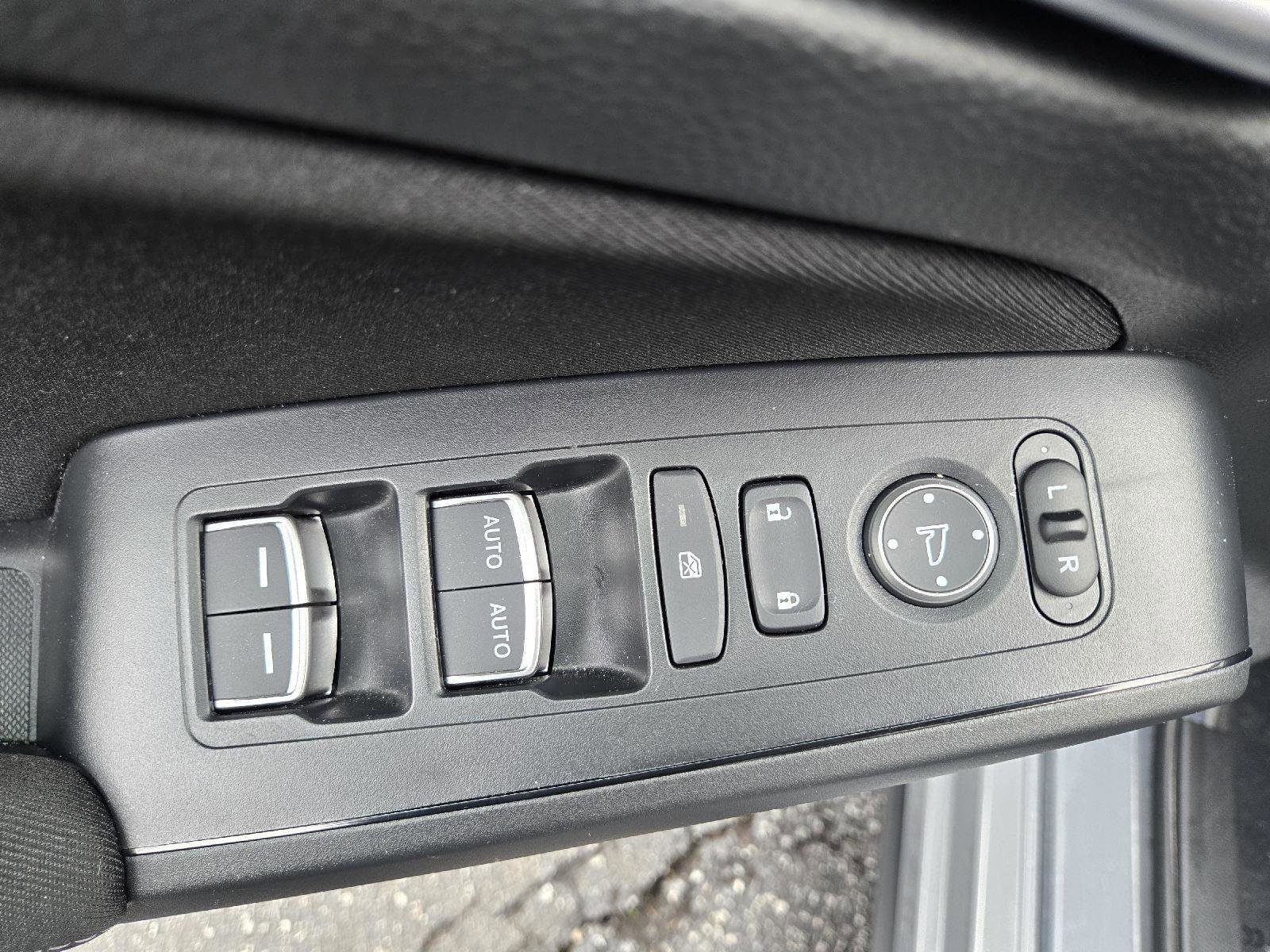 Used 2025 Honda Civic Sport image 21