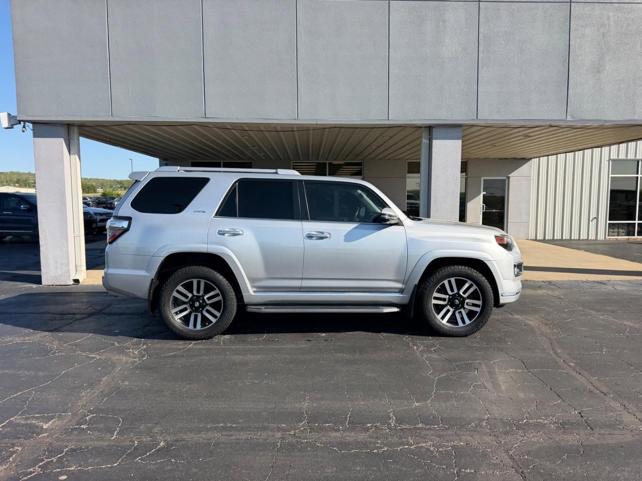 Used 2018 Toyota 4Runner Limited image 2