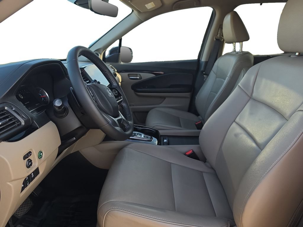 Used 2019 Honda Pilot Touring image 9