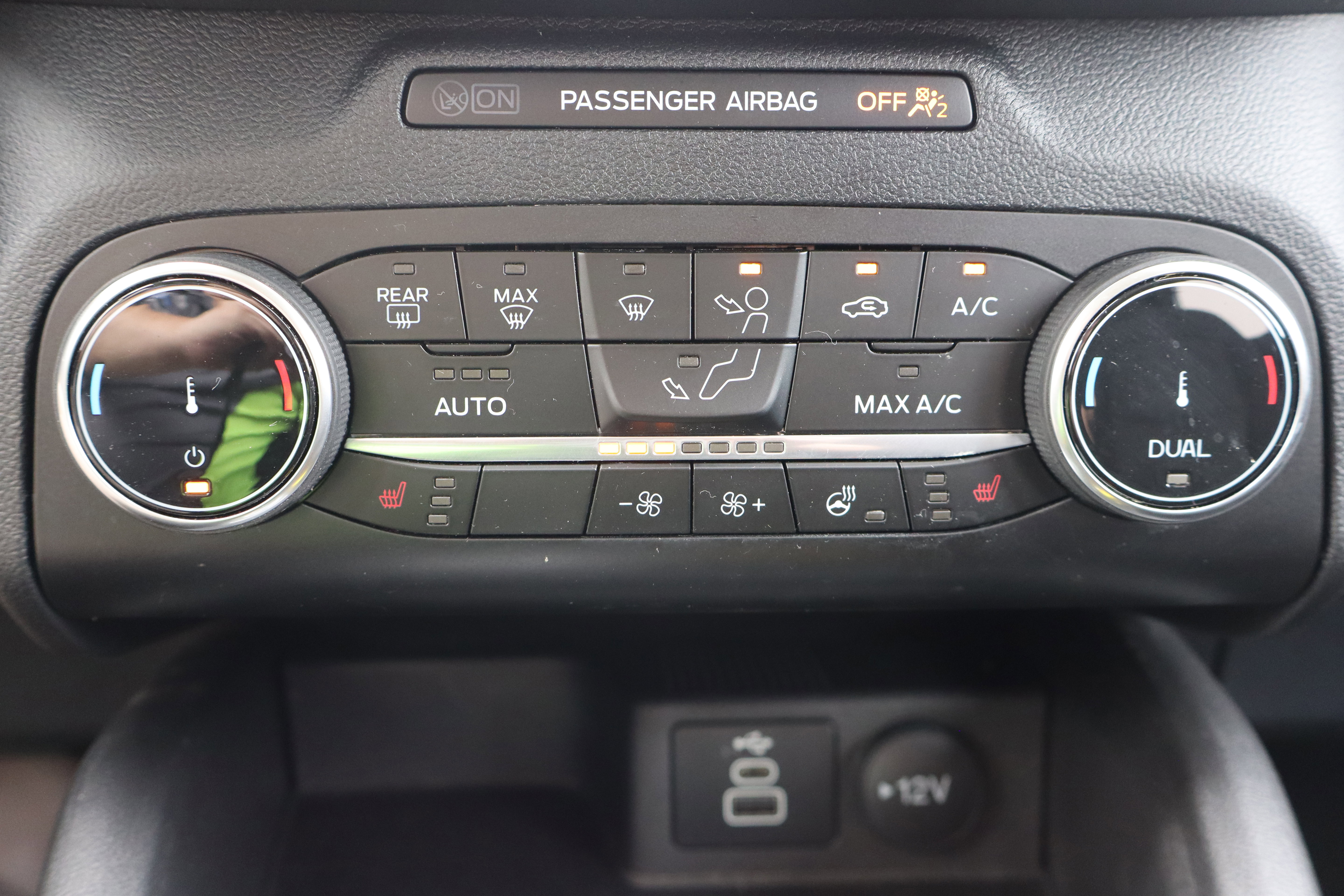 Used 2024 Ford Escape Active AWD/4WD image 21