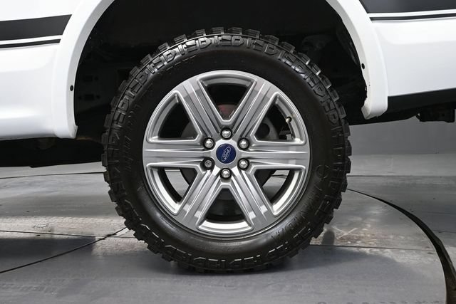 Used 2019 Ford F150 XLT w/ Equipment Group 302A Luxury AWD/4WD image 10