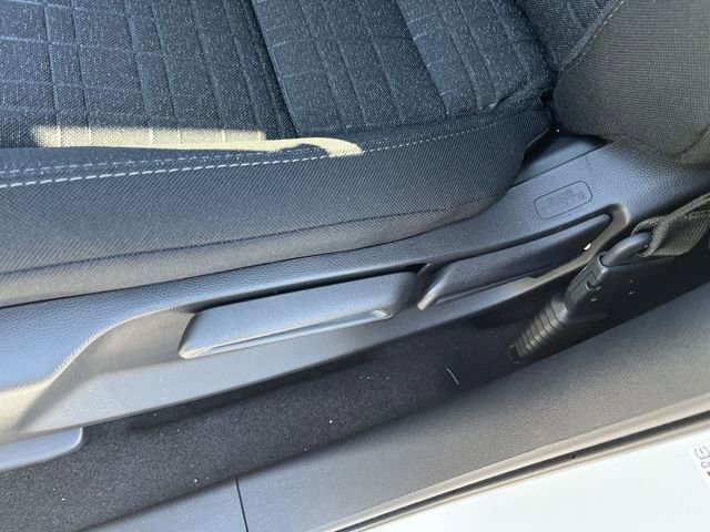 New 2026 Honda HR-V LX image 16