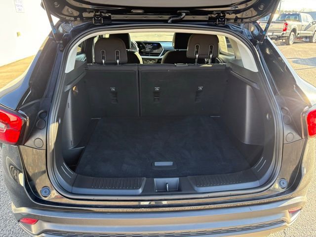 Used 2024 Chevrolet Trax LS image 27