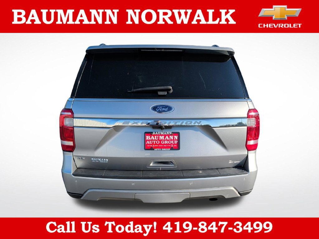 Used 2020 Ford Expedition XLT w/ Equipment Group 202A AWD/4WD image 6
