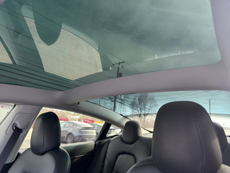 Used 2022 Tesla Model 3 Long Range image 19