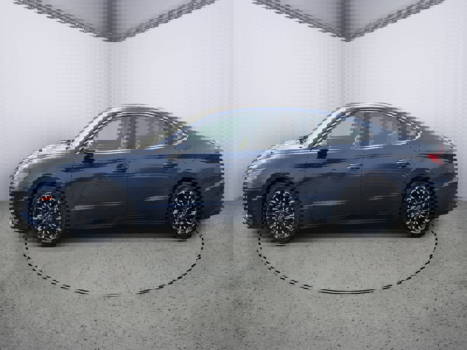 Used 2021 Hyundai Sonata Limited w/ Preferred Accessory Package image 5