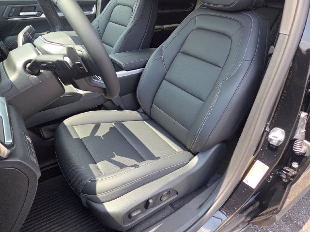 New 2027 GMC Terrain Elevation w/ Elevation Premium Package FWD image 23