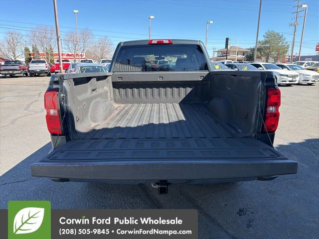 Used 2018 Chevrolet Silverado 1500 LT w/ All Star Edition AWD/4WD image 30