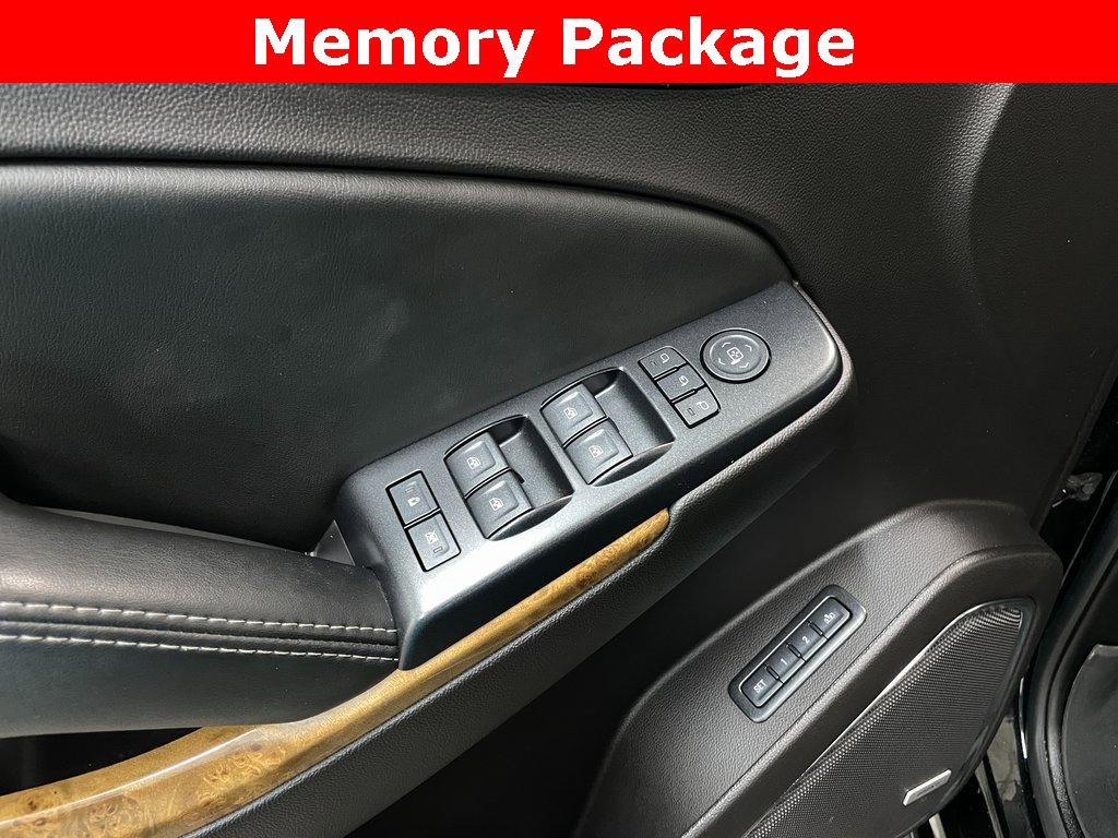 Used 2017 GMC Yukon Denali w/ Open Road Package image 11