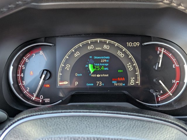 Used 2019 Toyota RAV4 Adventure image 11