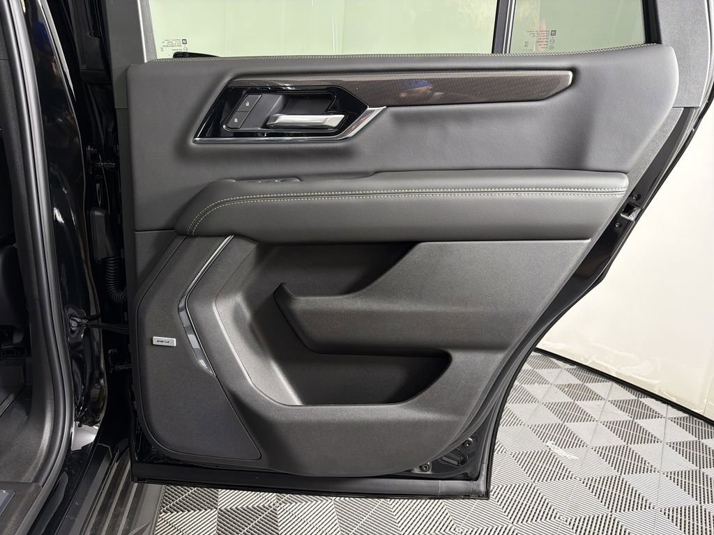 New 2026 GMC Yukon Elevation w/ Elevation Premium Package image 16