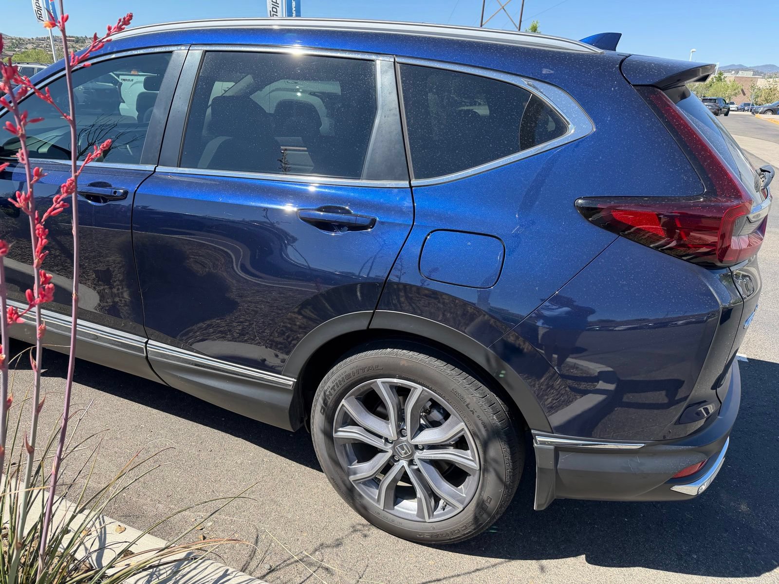 Used 2022 Honda CR-V Touring image 3