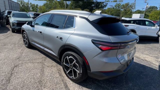 New 2026 Chevrolet Equinox EV LT FWD image 8