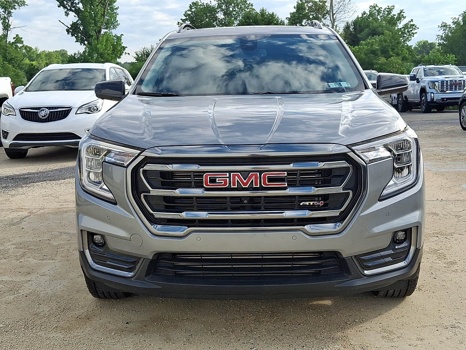Used 2024 GMC Terrain AT4 w/ Tech Package AWD/4WD image 3