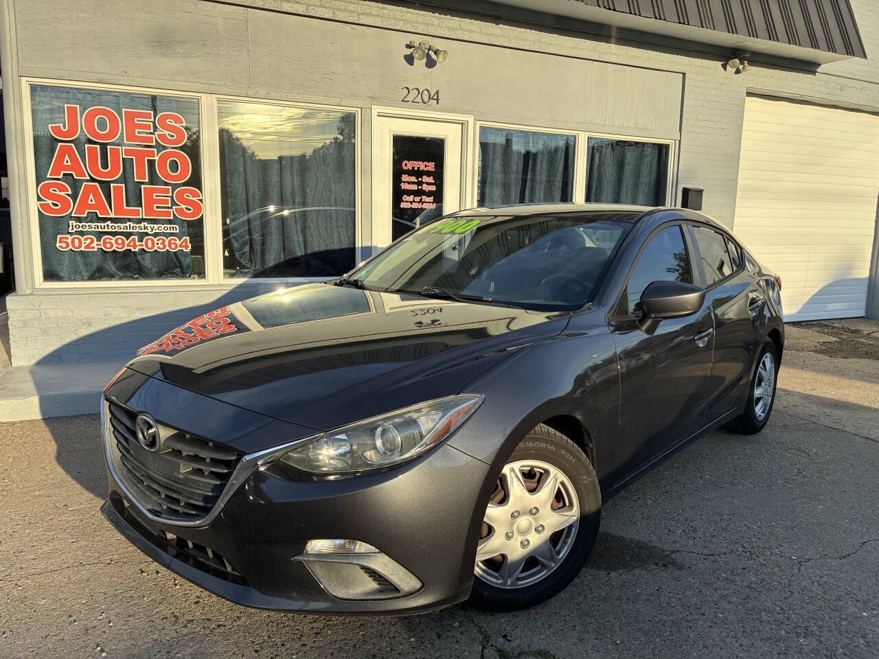 Used 2015 MAZDA MAZDA3 i Sport FWD image 2