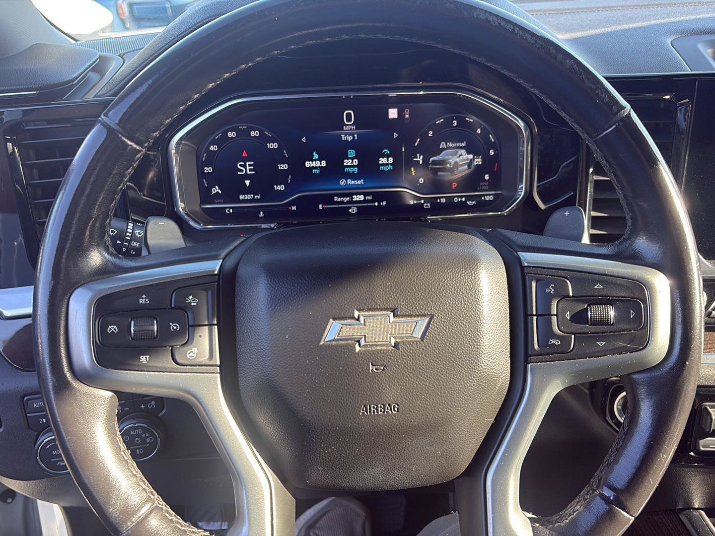 Used 2022 Chevrolet Silverado 1500 LT Trail Boss w/ Convenience Package II AWD/4WD image 21