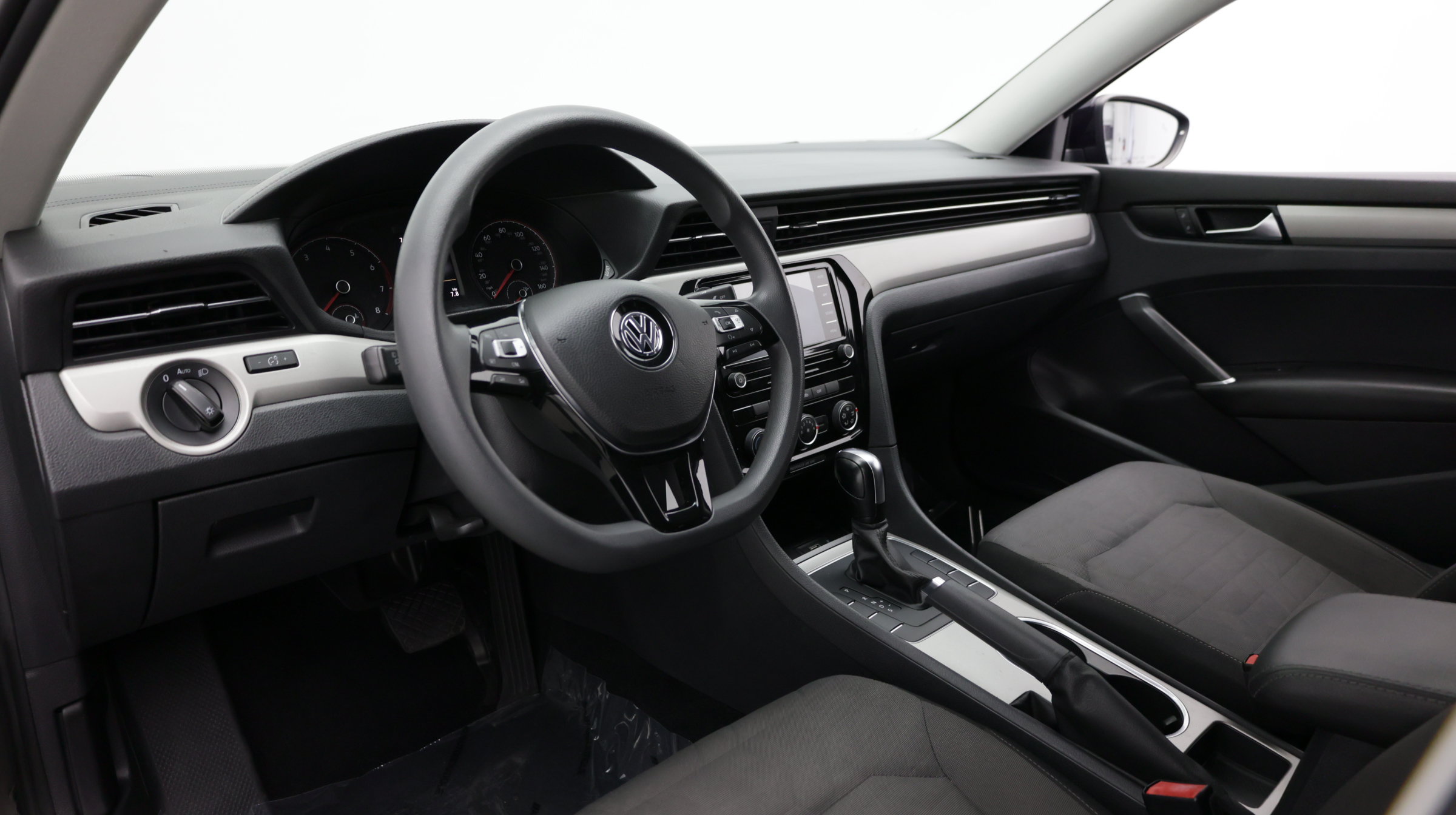 Used 2020 Volkswagen Passat 2.0T S FWD image 11