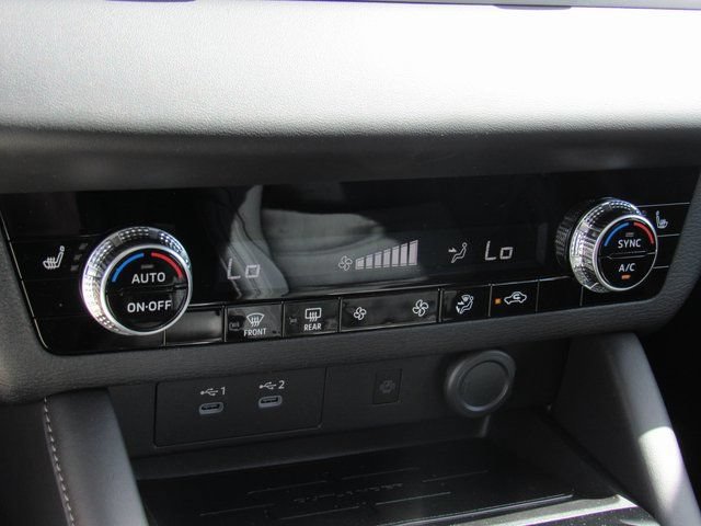 New 2025 Mitsubishi Outlander SE FWD image 20