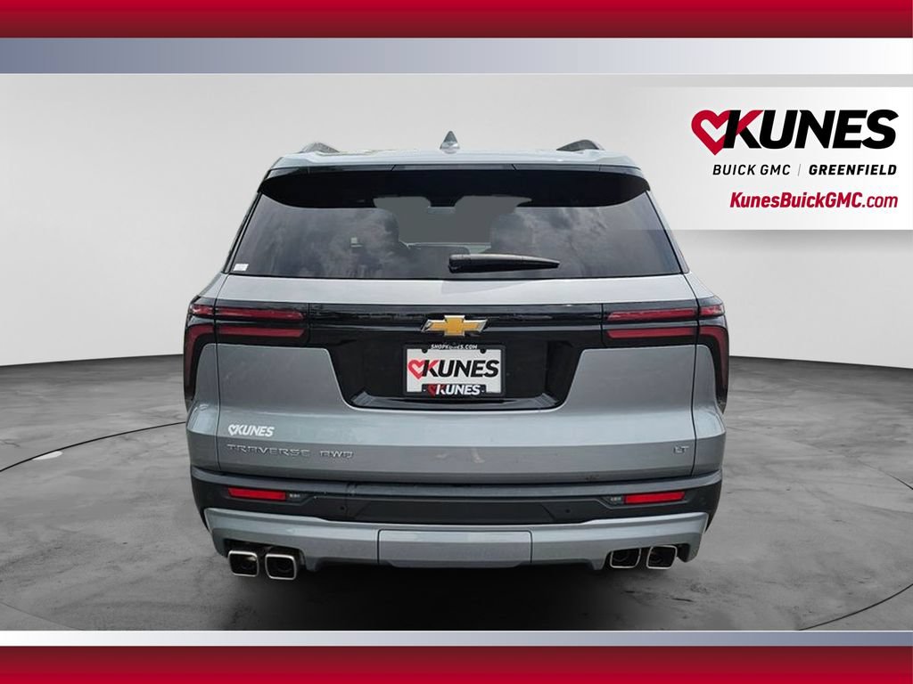 Used 2024 Chevrolet Traverse LT AWD/4WD image 6