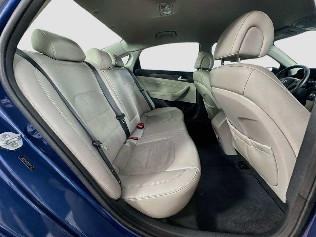 Used 2015 Hyundai Sonata Sport w/ Option Group 04 FWD image 32