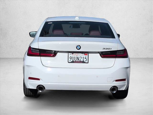 Used 2025 BMW 330i Sedan w/ Convenience Package image 7