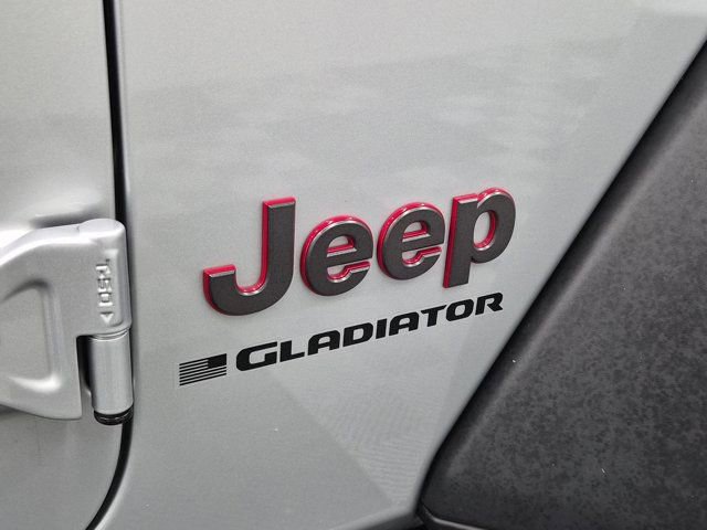 Used 2023 Jeep Gladiator Rubicon w/ Trailer Tow Package image 8