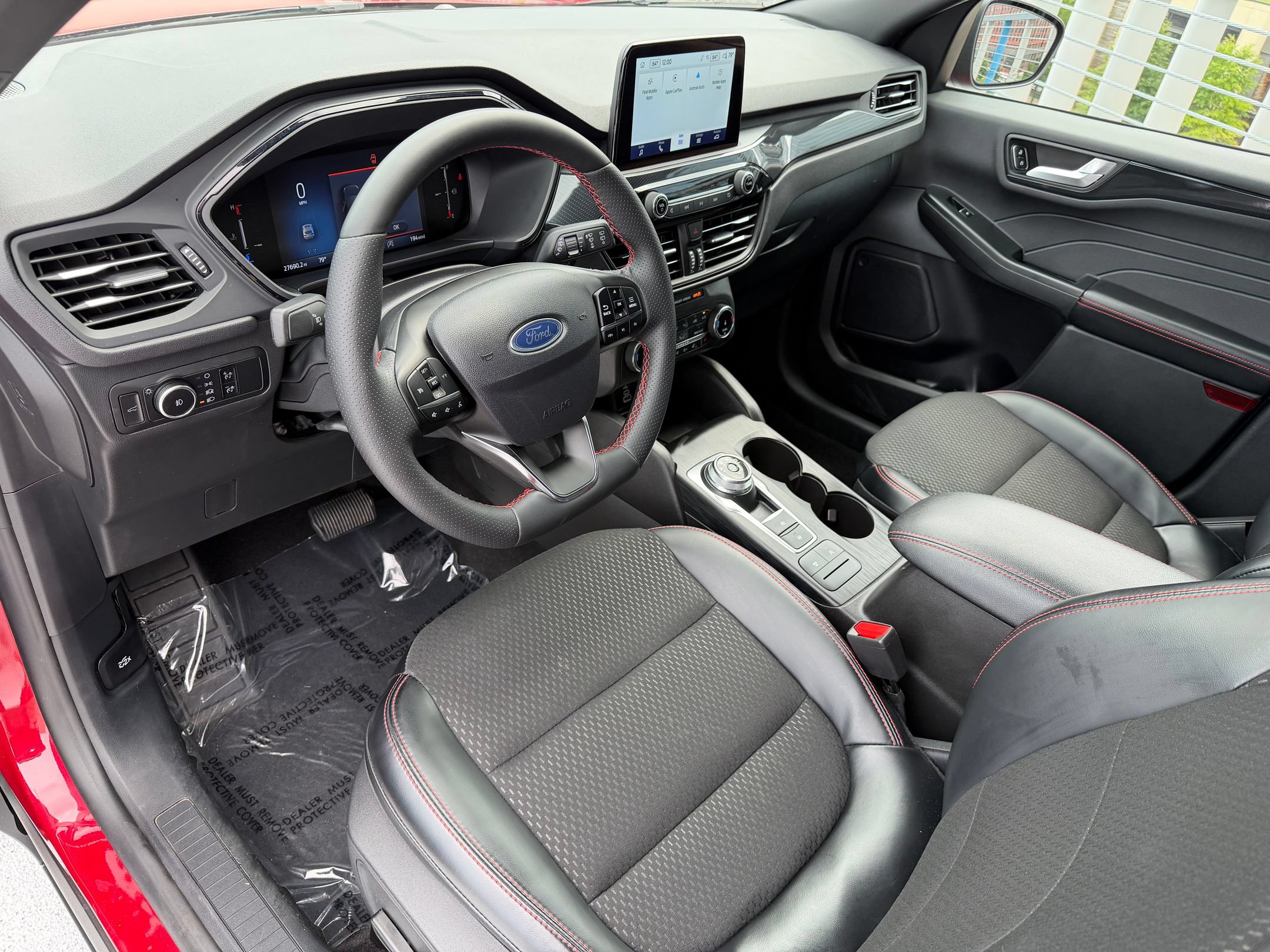 Used 2025 Ford Escape ST-Line Select AWD/4WD image 4
