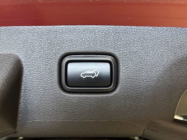Used 2025 Kia Sportage SX AWD/4WD image 26