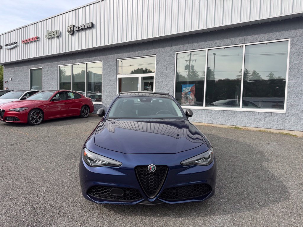 Used 2019 Alfa Romeo Giulia Ti AWD/4WD image 9