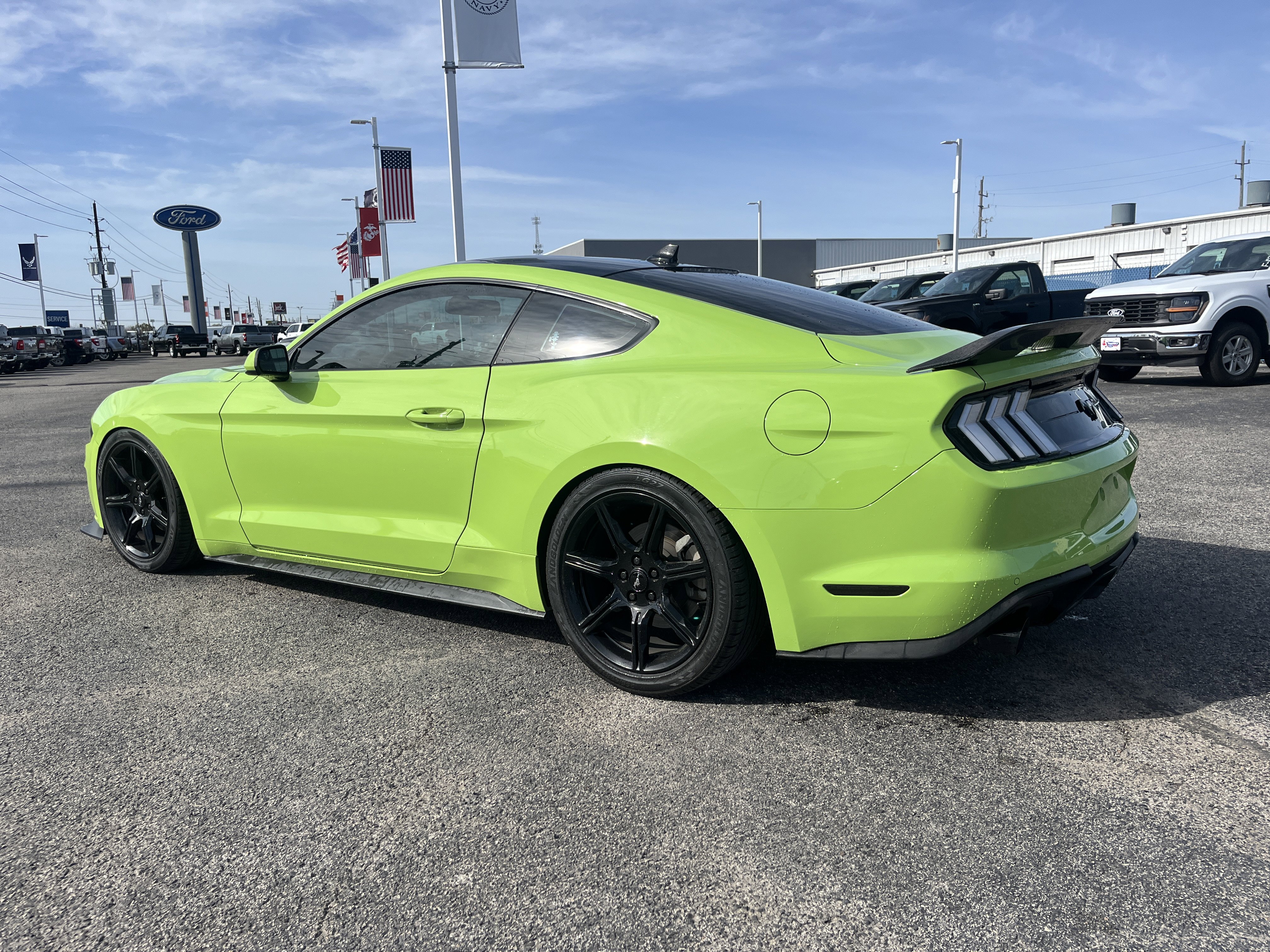 Used 2020 Ford Mustang EcoBoost w/ Equipment Group 101A image 3